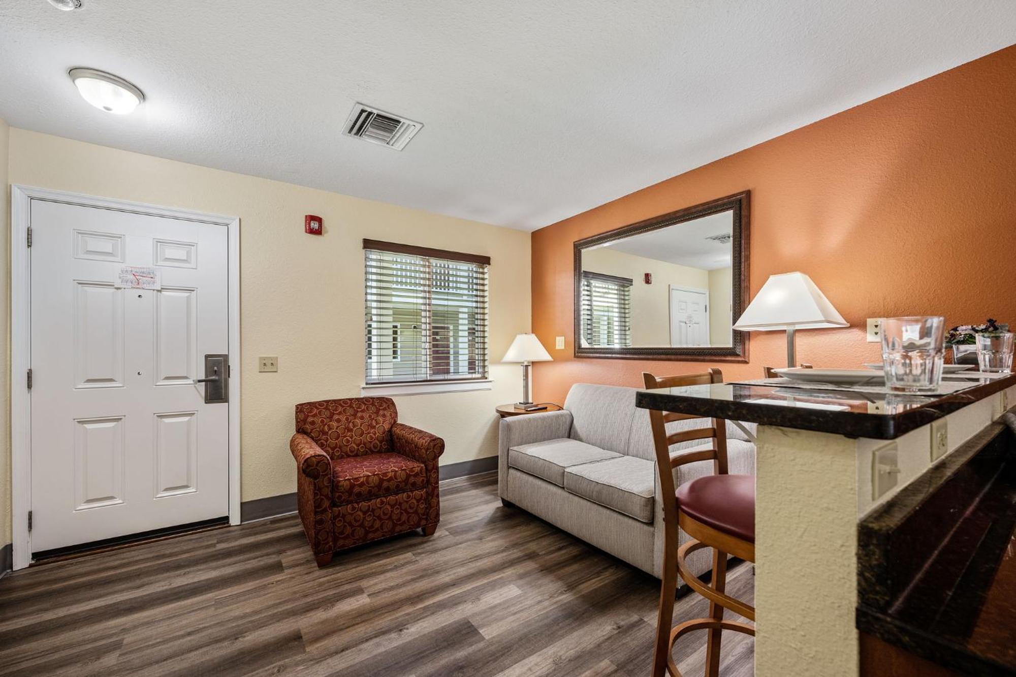 Affordable Suites Of America Stafford Quantico Exterior photo